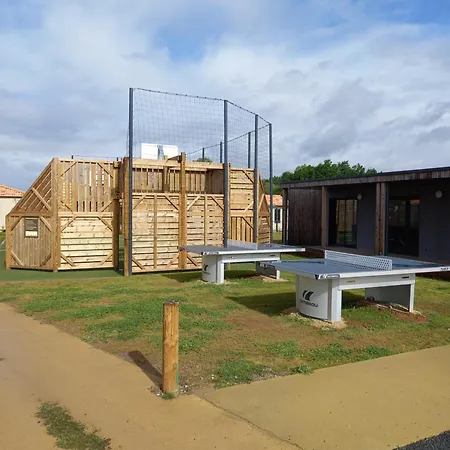 Шале Charmant Cottage Saubrigues